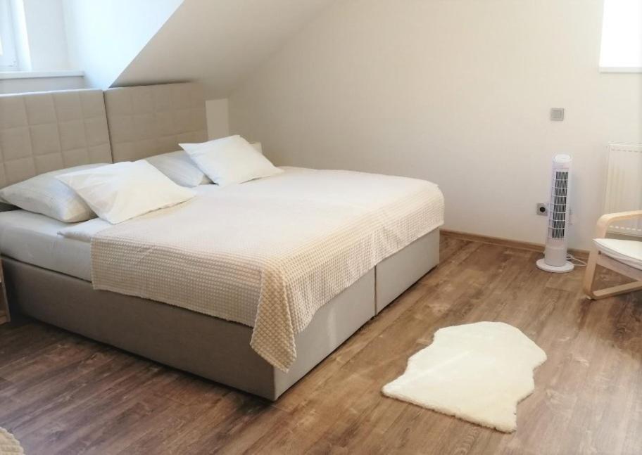 Apartmanovy Dum Sklipek Trutnov Zewnętrze zdjęcie