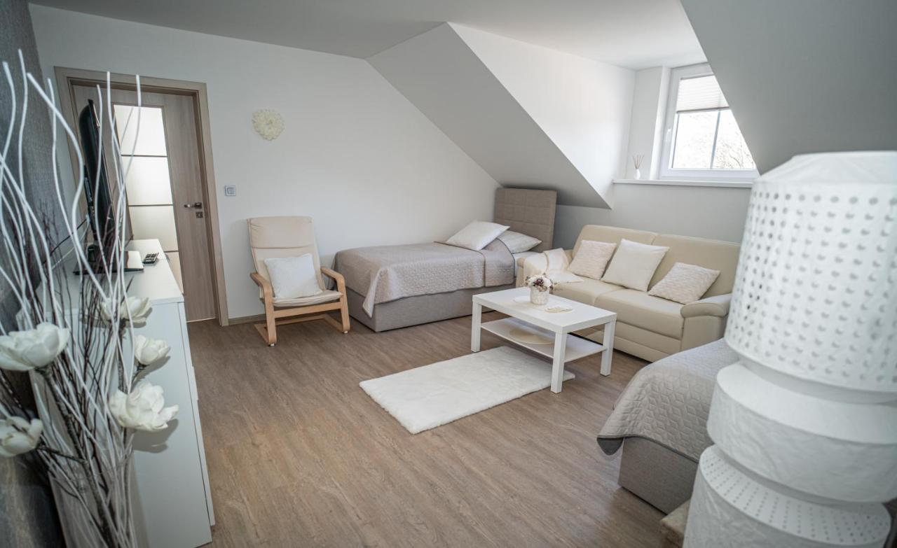 Apartmanovy Dum Sklipek Trutnov Zewnętrze zdjęcie